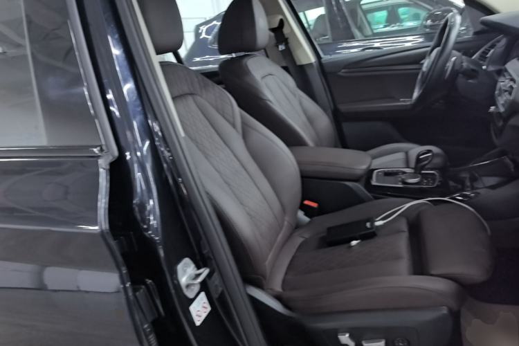 Used BMW X3 2023 Restyled xDrive30i Leading Edition M Night Sky Package Right Front Seat