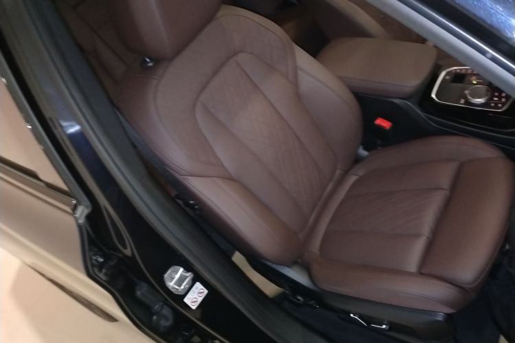 Used BMW X3 2023 Restyled xDrive30i Luxury Version M Night Edition Package Right Front Seat