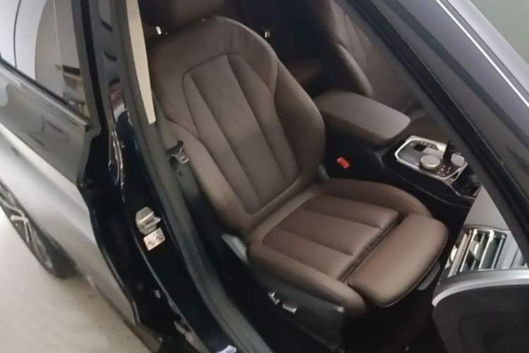 Used BMW X3 2023 xDrive30i Leading Model M Night Edition Package Right Front Seat