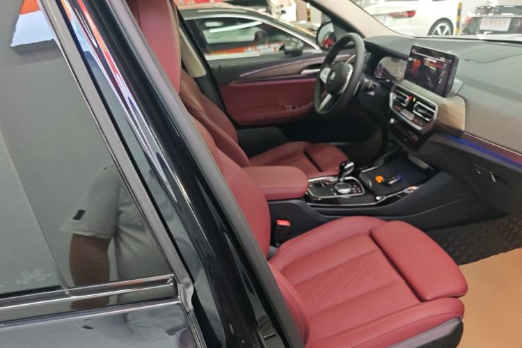 Used BMW X3 2023 Restyled xDrive30i Leading Edition M Night Sky Package Right Front Seat