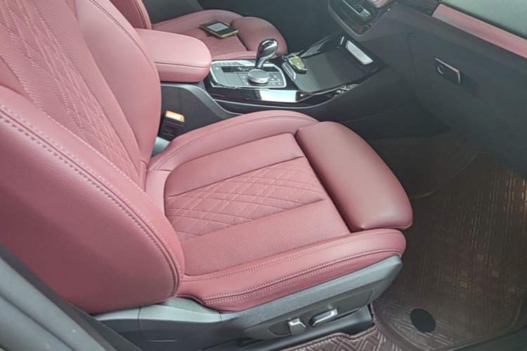 Used BMW X3 2023 xDrive25i M Sport Package Right Front Seat