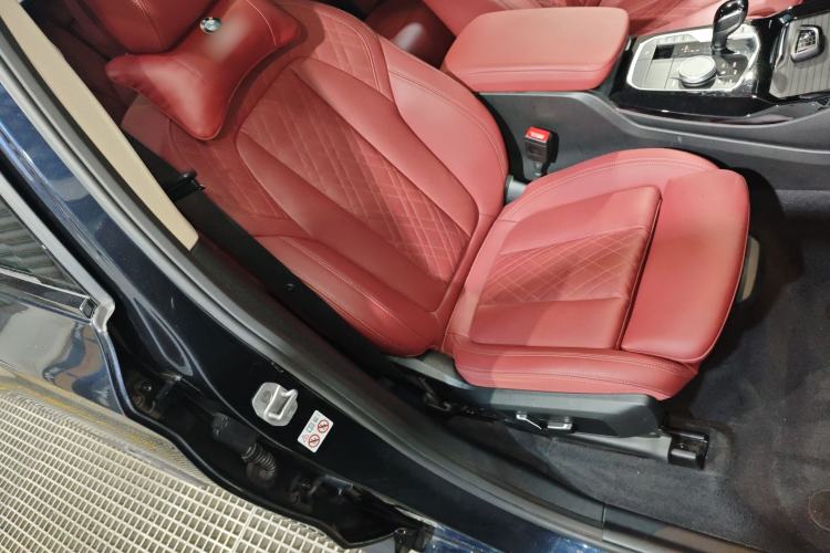 Used BMW X3 2023 Restyled xDrive30i Leading Edition M Night Sky Package Right Front Seat