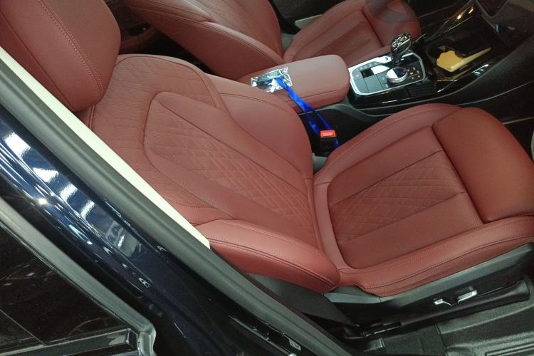 Used BMW X3 2023 Restyled xDrive30i Leading Edition M Night Sky Package Right Front Seat