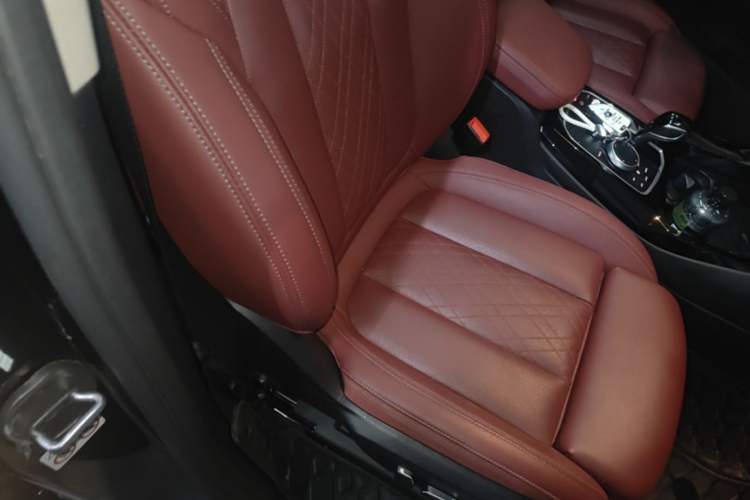 Used BMW X3 2023 Restyled xDrive30i Leading Edition M Night Sky Package Right Front Seat