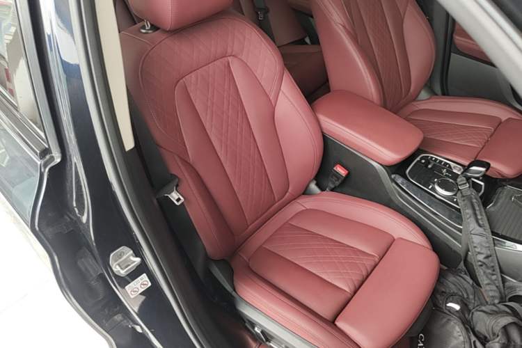 Used BMW X3 2023 Restyled xDrive30i Leading Edition M Night Sky Package Right Front Seat