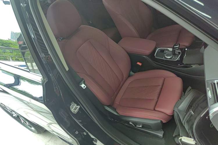 Used BMW X3 2023 xDrive25i M Sport Package Right Front Seat