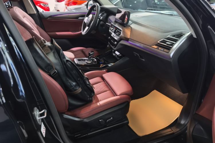 Used BMW X3 2023 Restyled xDrive30i Leading Edition M Night Sky Package Right Front Seat