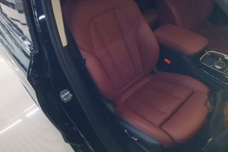 Used BMW X3 2023 Restyled xDrive30i Leading Edition M Night Sky Package Right Front Seat