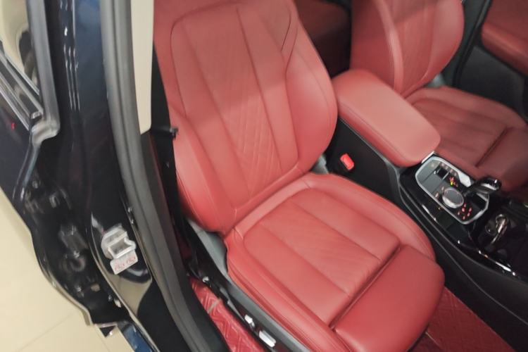 Used BMW X3 2023 xDrive30i Leading Model M Night Edition Package Right Front Seat