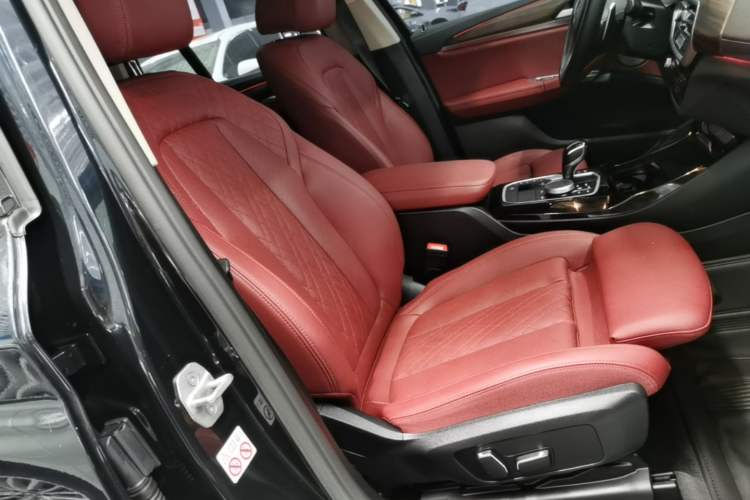 Used BMW X3 2023 Restyled xDrive30i Leading Edition M Night Sky Package Right Front Seat