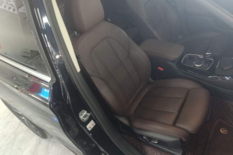 Used BMW X3 2023 xDrive25i M Sport Package Right Front Seat