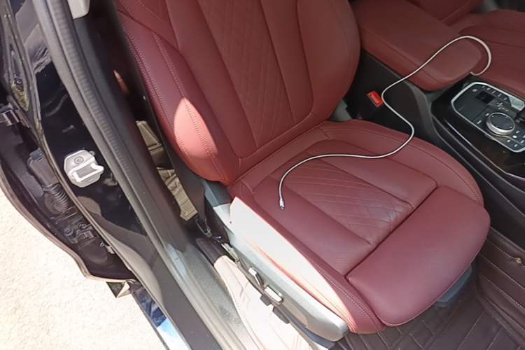 Used BMW X3 2023 Restyled xDrive30i Leading Edition M Night Sky Package Right Front Seat