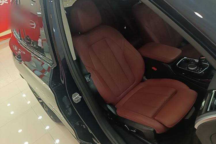 Used BMW X3 2023 Restyled xDrive30i Leading Edition M Night Sky Package Right Front Seat