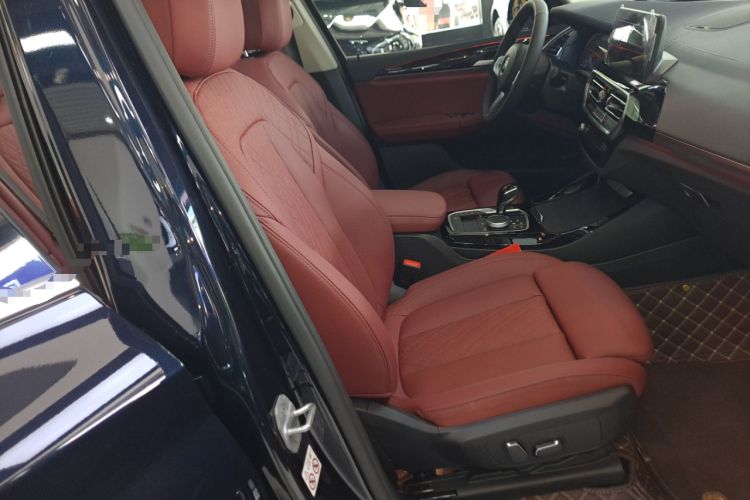 Used BMW X3 2023 xDrive25i M Sport Package Right Front Seat