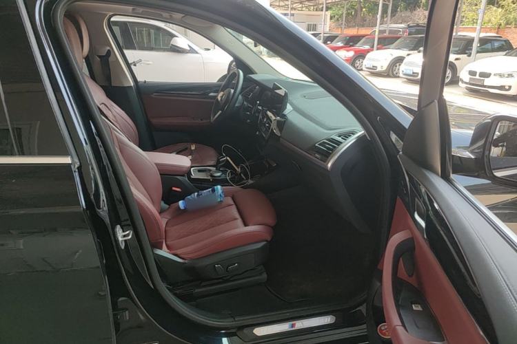 Used BMW X3 2023 xDrive25i M Sport Package Right Front Seat