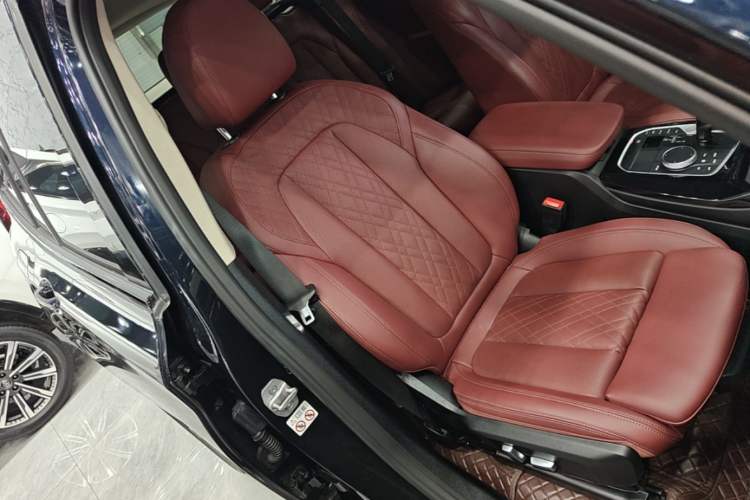 Used BMW X3 2023 xDrive30i Leading Model M Night Edition Package Right Front Seat