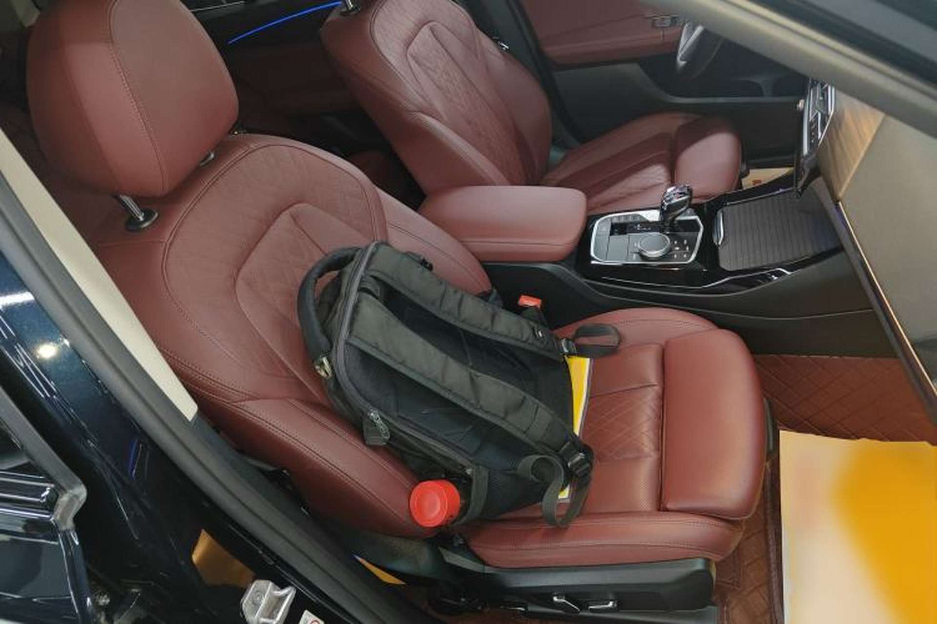 Used BMW X3 2023 Restyled xDrive30i Leading Edition M Night Sky Package Right Front Seat