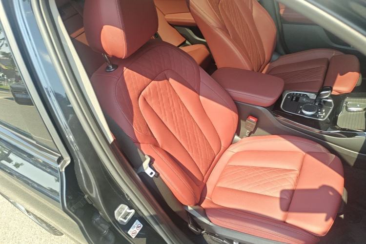 Used BMW X3 2023 Restyled xDrive30i Leading Edition M Night Sky Package Right Front Seat