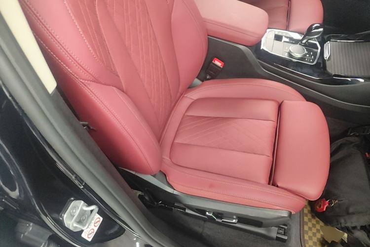 Used BMW X3 2023 Restyled xDrive30i Leading Edition M Night Sky Package Right Front Seat