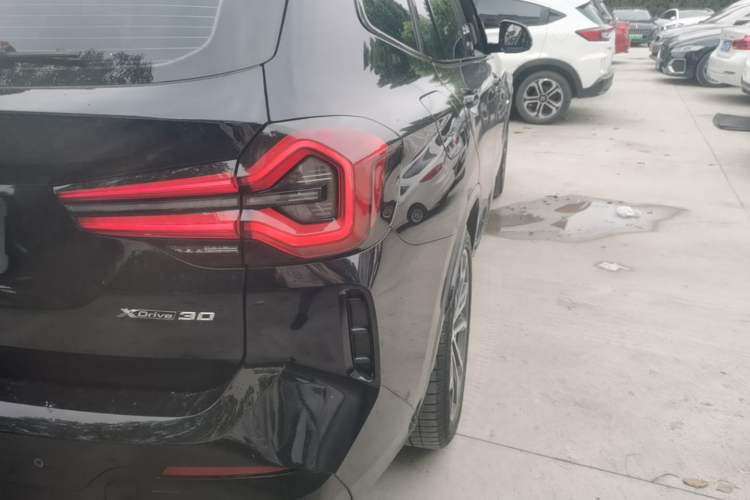 Used BMW X3 2023 xDrive30i Leading Model M Night Edition Package Right Rear Taillight