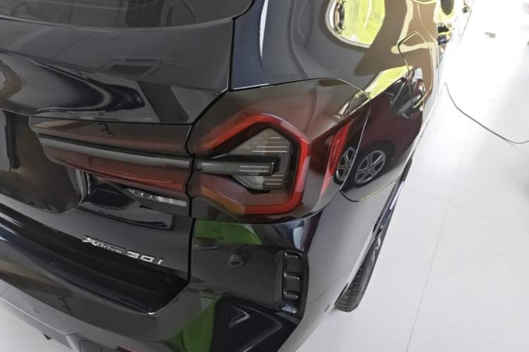 Used BMW X3 2023 xDrive30i Leading Model M Night Edition Package Right Rear Taillight