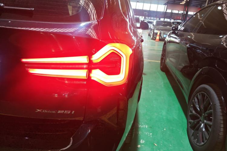 Used BMW X3 2023 xDrive25i M Sport Package Right Rear Taillight