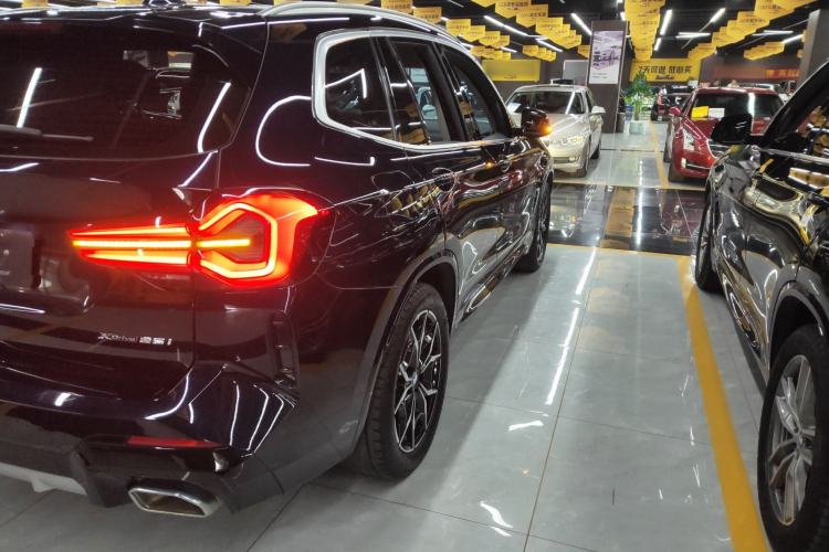 Used BMW X3 2023 xDrive25i M Sport Package Right Rear Taillight