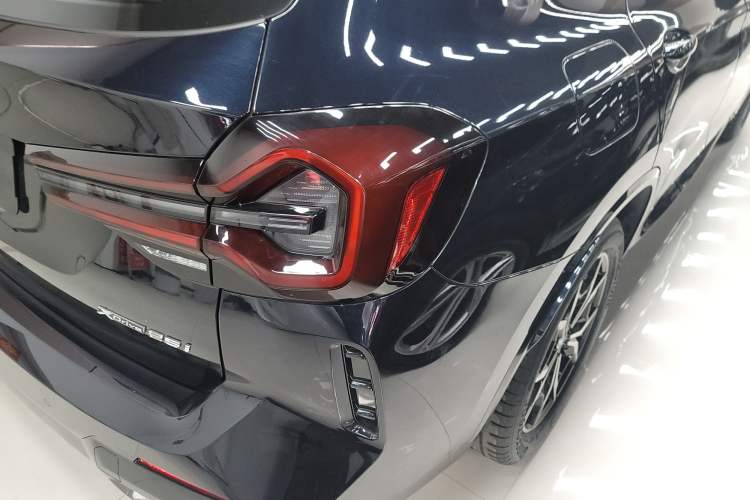 Used BMW X3 2023 xDrive25i M Sport Package Right Rear Taillight