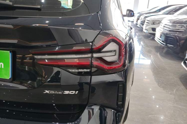 Used BMW X3 2023 xDrive30i Leading Model M Night Edition Package Right Rear Taillight