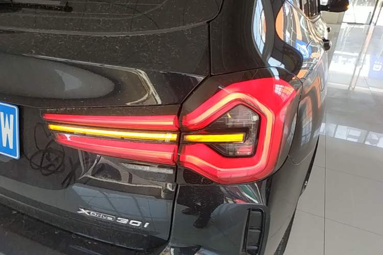 Used BMW X3 2023 Restyled xDrive30i Leading Edition M Night Sky Package Right Rear Taillight
