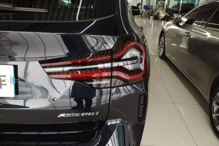 Used BMW X3 2023 xDrive25i M Sport Package Right Rear Taillight