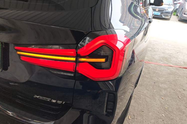 Used BMW X3 2023 Restyled xDrive30i Leading Edition M Night Sky Package Right Rear Taillight