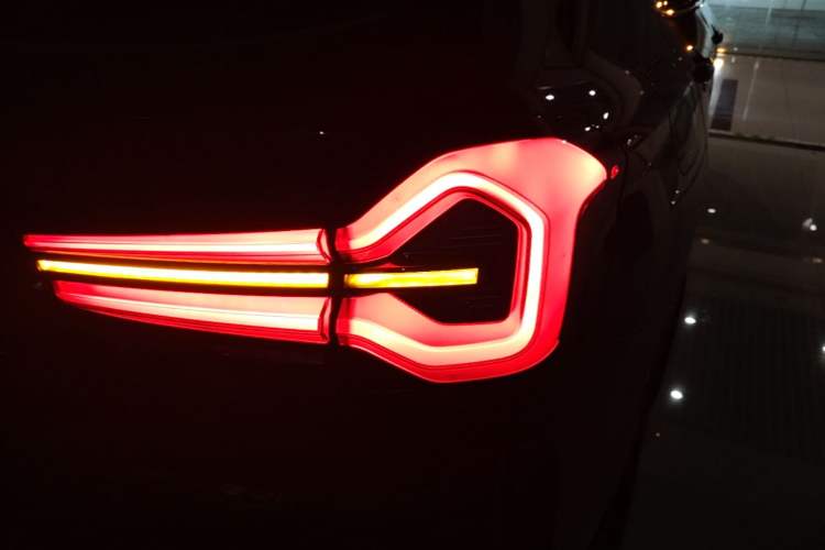 Used BMW X3 2023 xDrive30i Leading Model M Night Edition Package Right Rear Taillight
