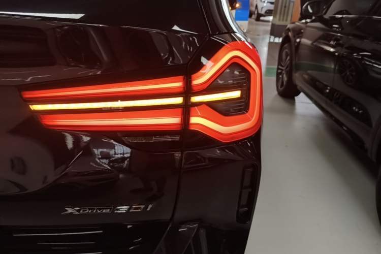 Used BMW X3 2023 Restyled xDrive30i Leading Edition M Night Sky Package Right Rear Taillight