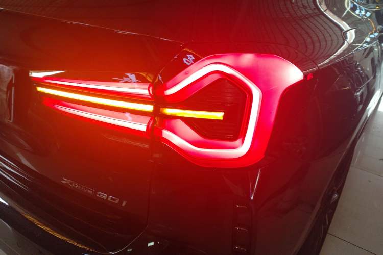 Used BMW X3 2023 Restyled xDrive30i Leading Edition M Night Sky Package Right Rear Taillight