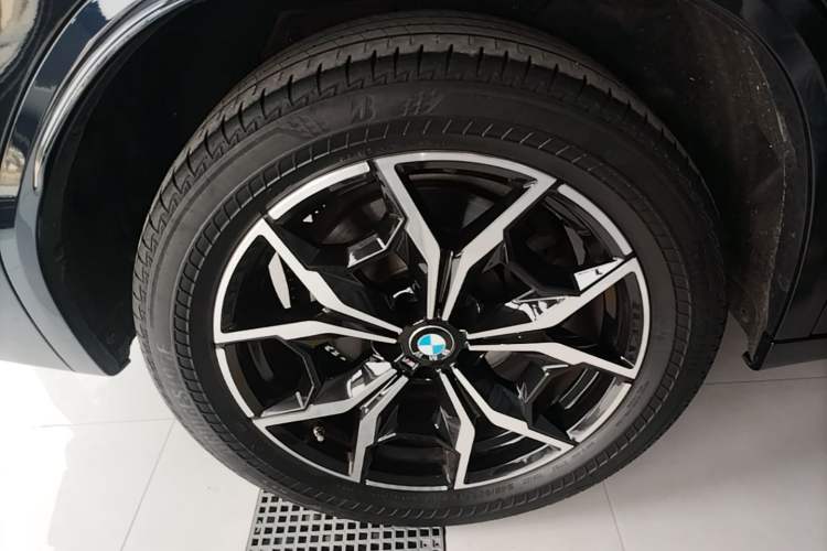 Used BMW X3 2023 xDrive25i M Sport Package Right Rear Wheel Hub