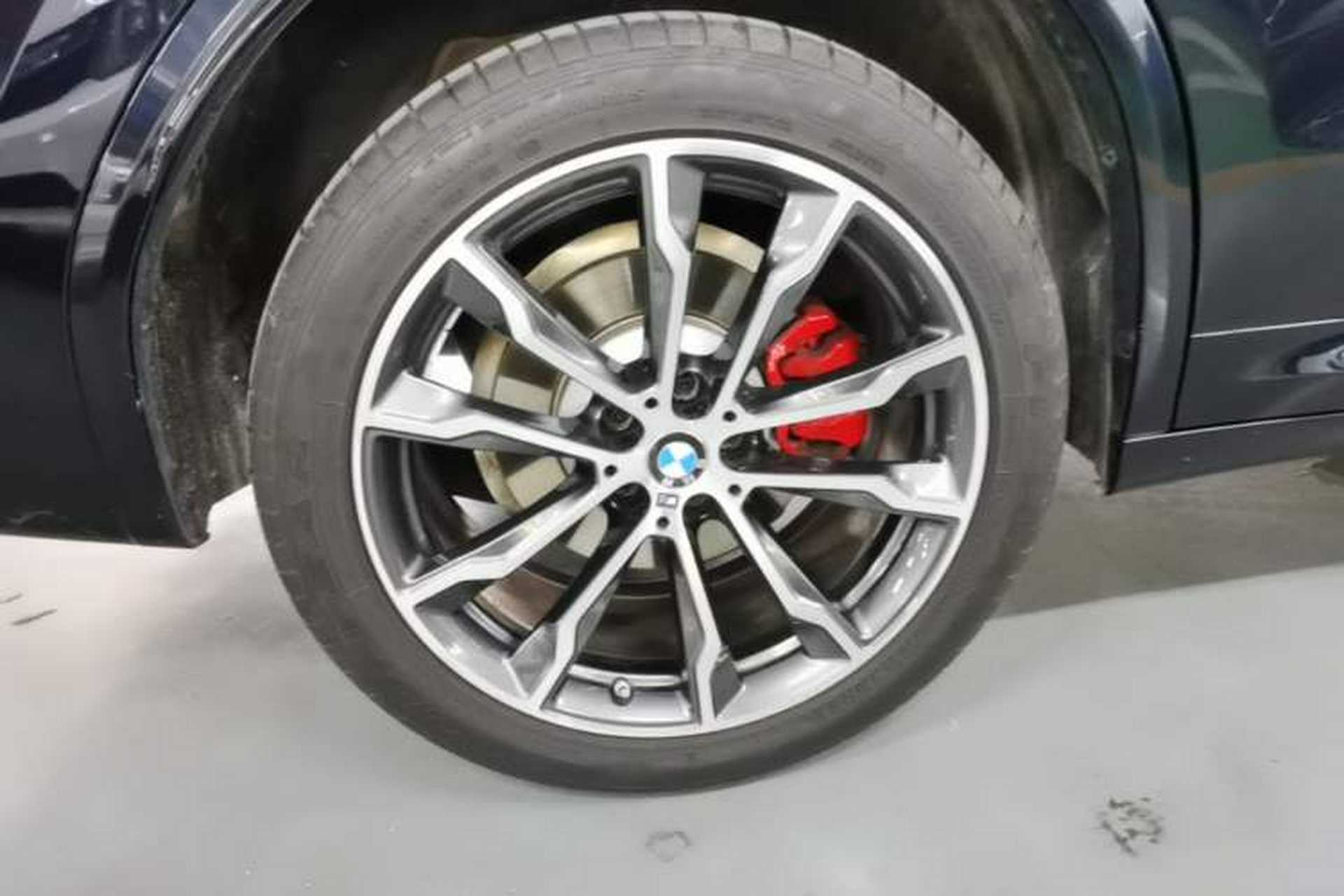 Used BMW X3 2023 Restyled xDrive30i Leading Edition M Night Sky Package Right Rear Wheel Hub