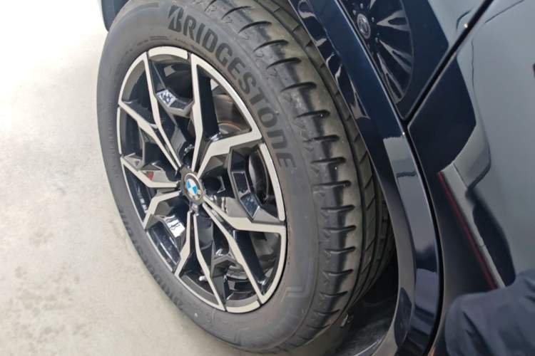 Used BMW X3 2023 xDrive25i M Sport Package Right Rear Wheel Hub