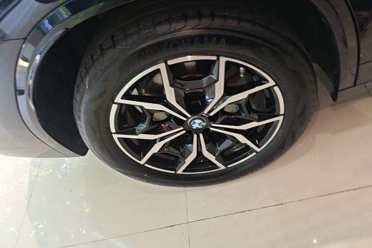 Used BMW X3 2023 xDrive25i M Sport Package Right Rear Wheel Hub