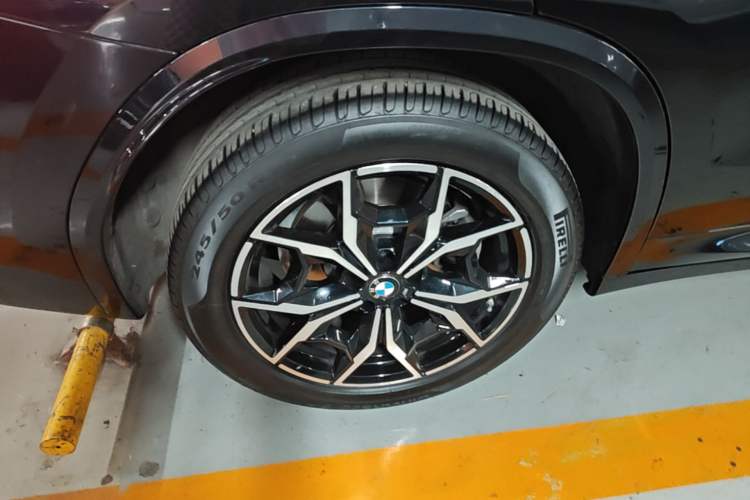 Used BMW X3 2023 xDrive25i M Sport Package Right Rear Wheel Hub