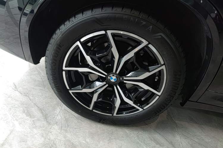Used BMW X3 2023 xDrive25i M Sport Package Right Rear Wheel Hub