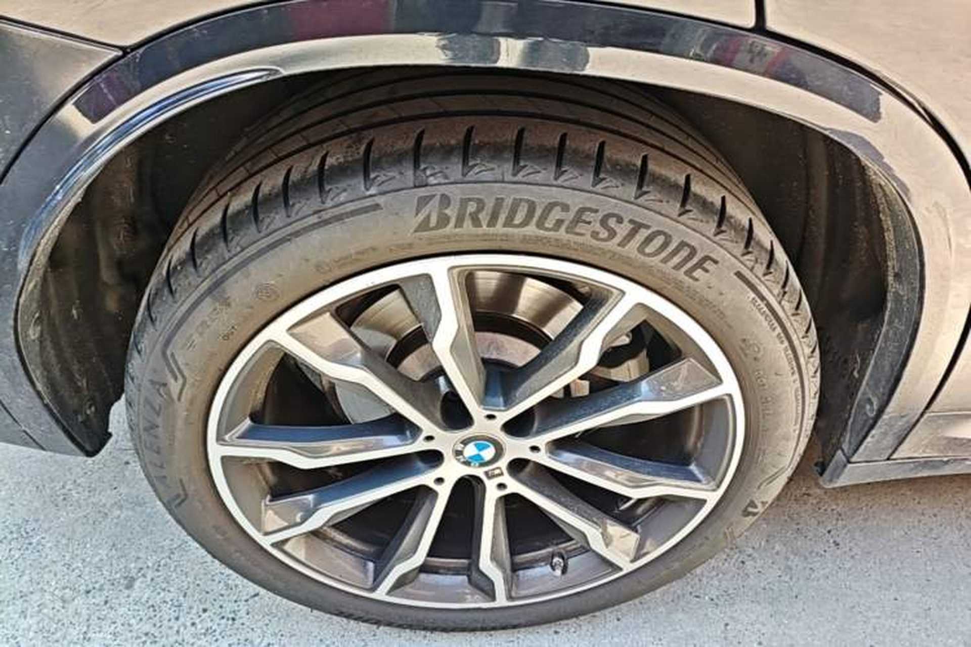 Used BMW X3 2023 Restyled xDrive30i Leading Edition M Night Sky Package Right Rear Wheel Hub