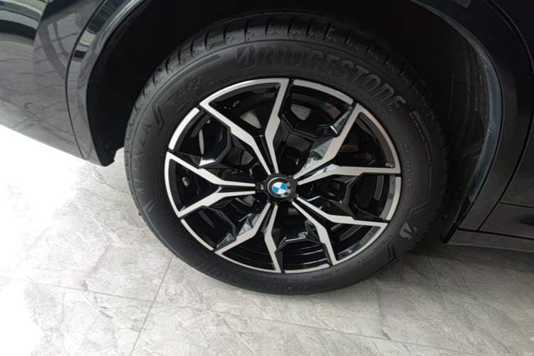 Used BMW X3 2023 xDrive25i M Sport Package Right Rear Wheel Hub