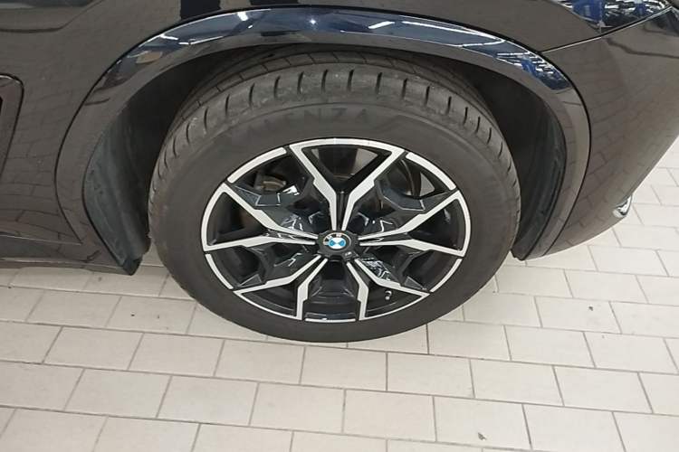 Used BMW X3 2023 xDrive25i M Sport Package Right Rear Wheel Hub