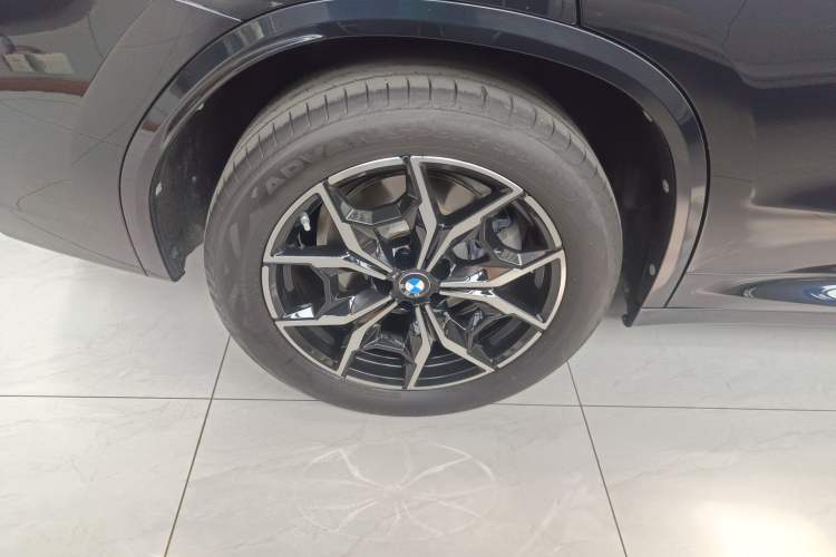 Used BMW X3 2023 xDrive25i M Sport Package Right Rear Wheel Hub