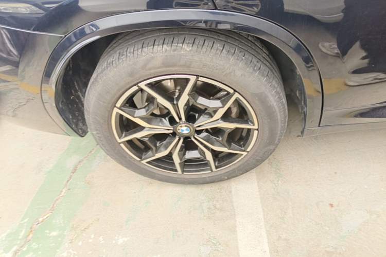 Used BMW X3 2023 xDrive25i M Sport Package Right Rear Wheel Hub