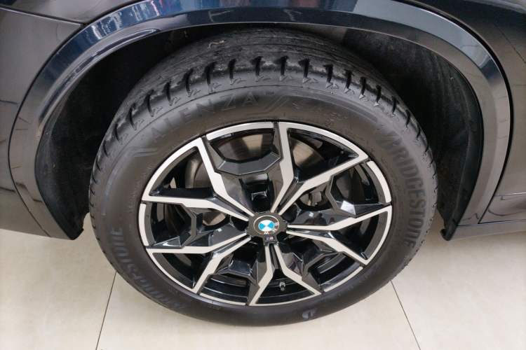 Used BMW X3 2023 xDrive25i M Sport Package Right Rear Wheel Hub