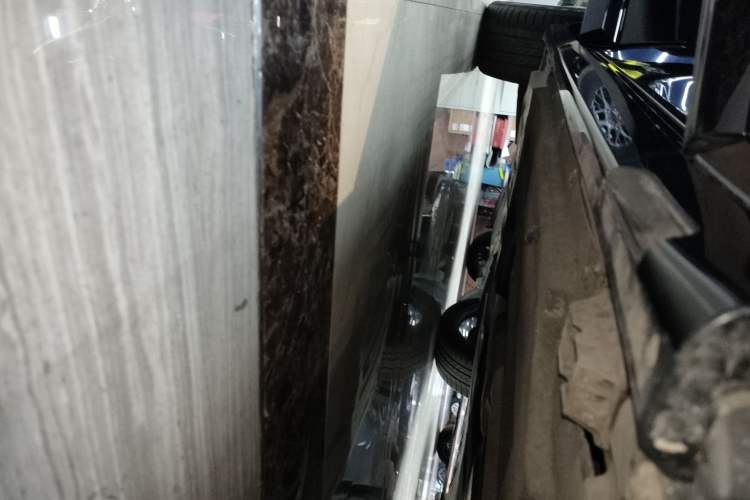 Used BMW X3 2023 xDrive30i Leading Model M Night Edition Package Right Side Sill