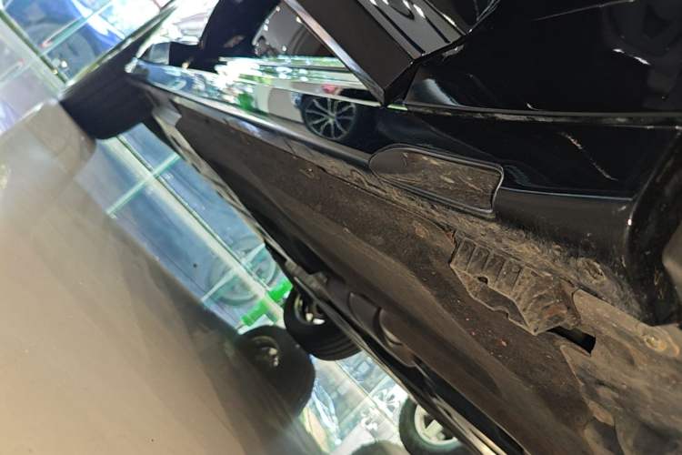 Used BMW X3 2023 xDrive25i M Sport Package Right Side Sill