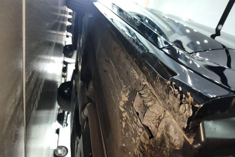 Used BMW X3 2023 Restyled xDrive30i Leading Edition M Night Sky Package Right Side Sill